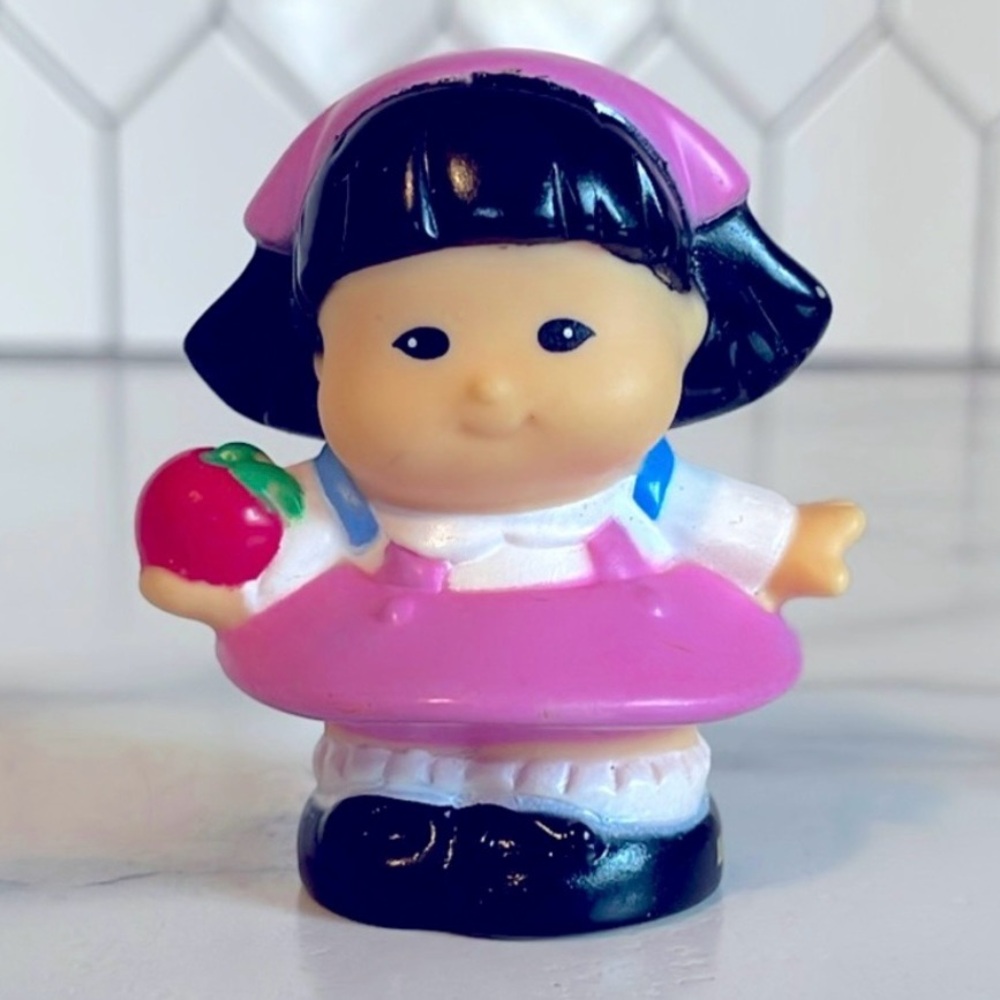 ❌❌Sold❌❌Fisher Price Little People Lil’ Farmers Market Figure - Sonya Lee